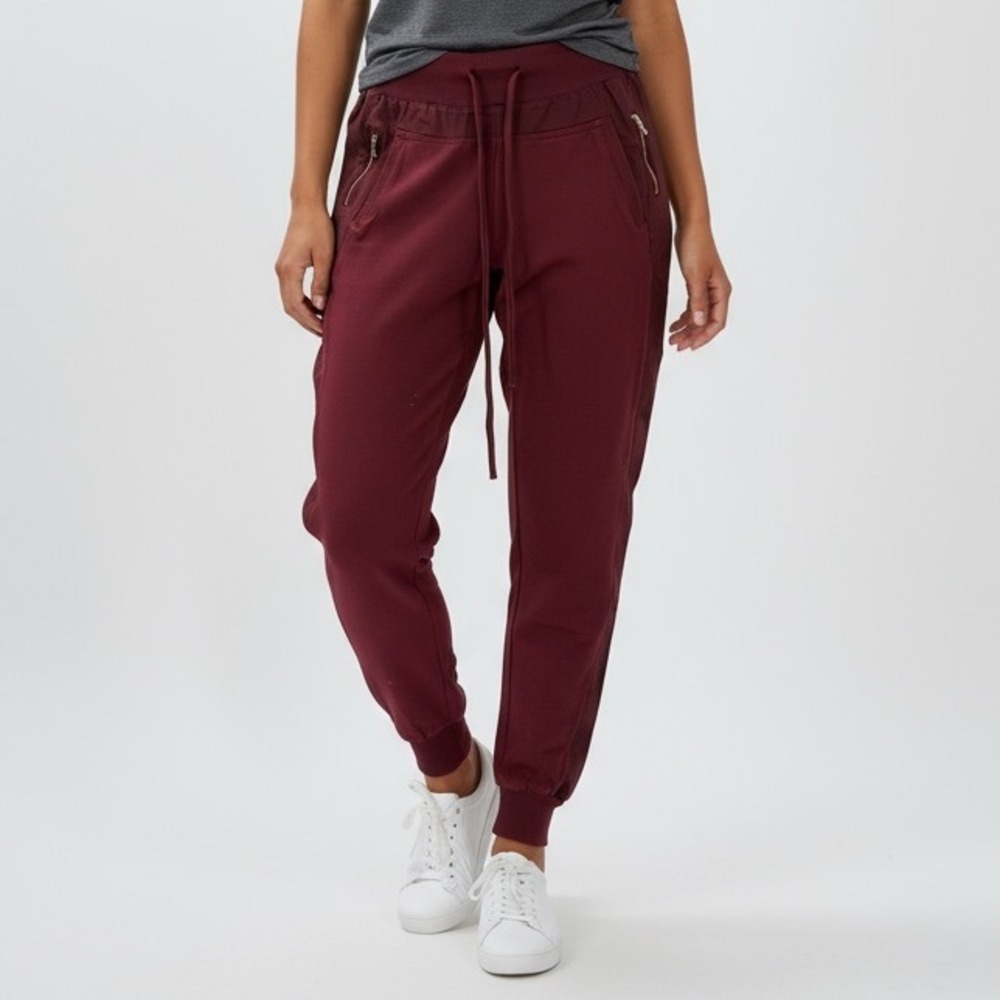 Suzy D London Joggers Medium Burgundy Zip Pocket Drawstring Casual Pants